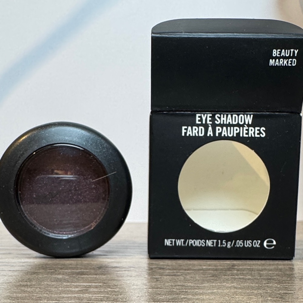 MAC Eye Shadow - Beauty Marked